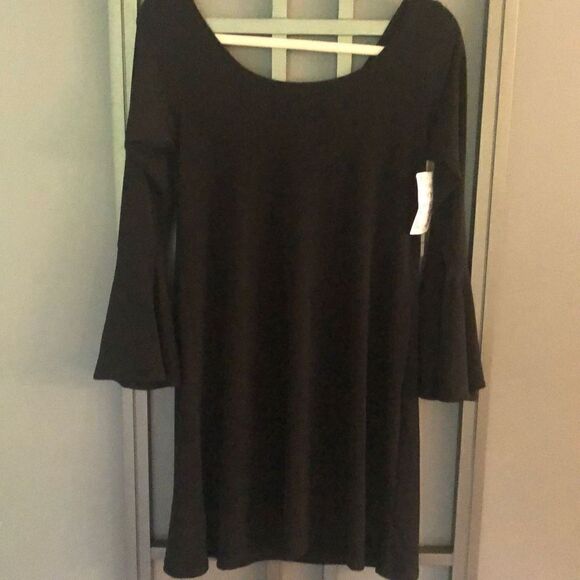 NWT Oh My Bod Little black dress travel dress best cut a line with bell sleeve s - Picture 5 of 5